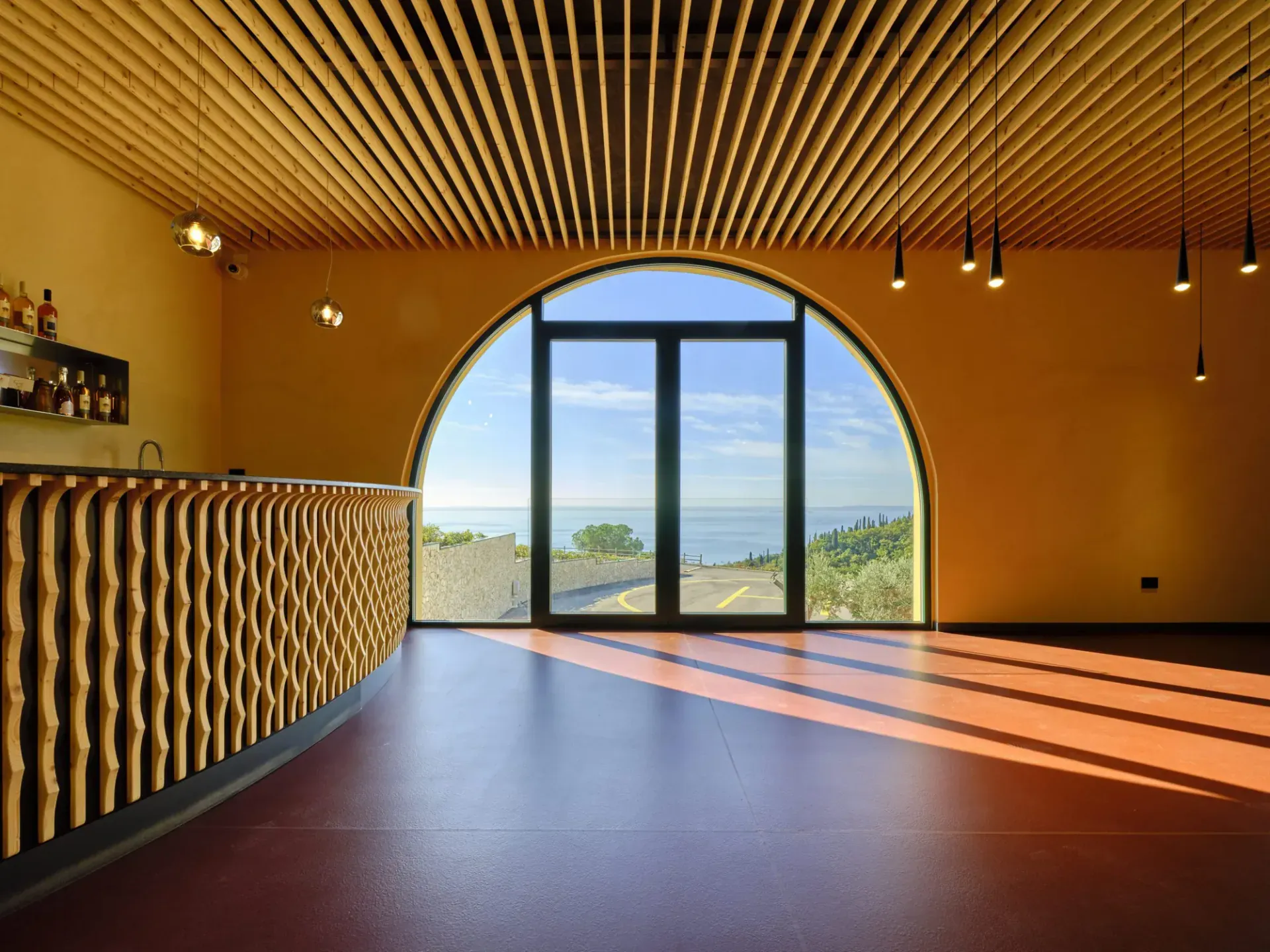 Cantina Vini Colombo sul lago di Garda, VR, foto 13. Progetto di Riccardo Bandera Architetto
