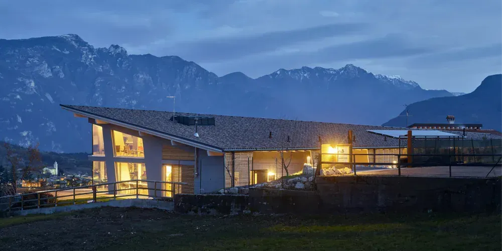 Chalet Pinocchio: hotel in legno a Brentonico, TN, foto 12. Progetto di Riccardo Bandera Architetto