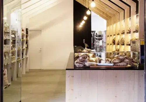 Forno Brisa a Bologna, BO, foto 1. Progetto di Riccardo Bandera Architetto