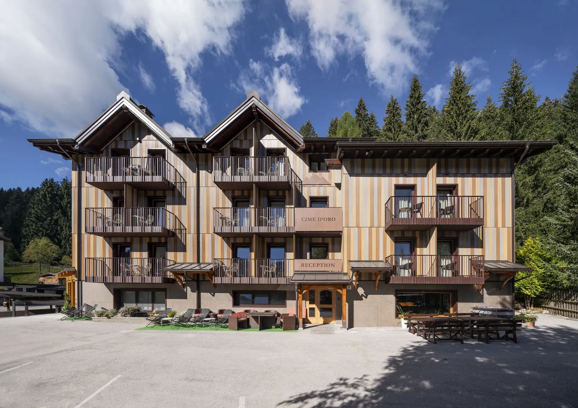 Hotel Cime D’Oro a Madonna di Campiglio, TN, foto 3. Progetto di Riccardo Bandera Architetto. Fotografia di Luca Casonato