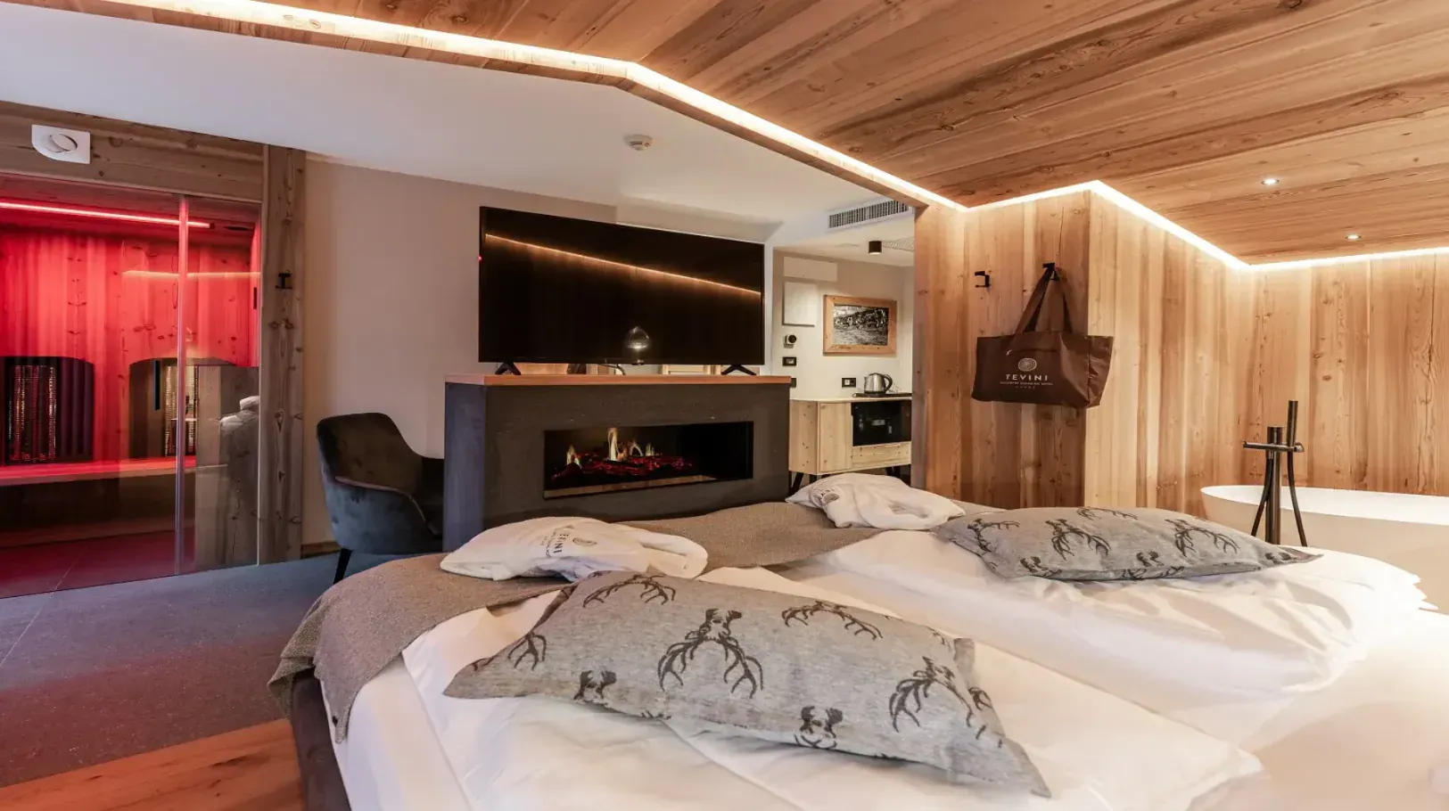 Hotel Tevini a Commezzadura, TN, foto 2. Progetto di Riccardo Bandera Architetto