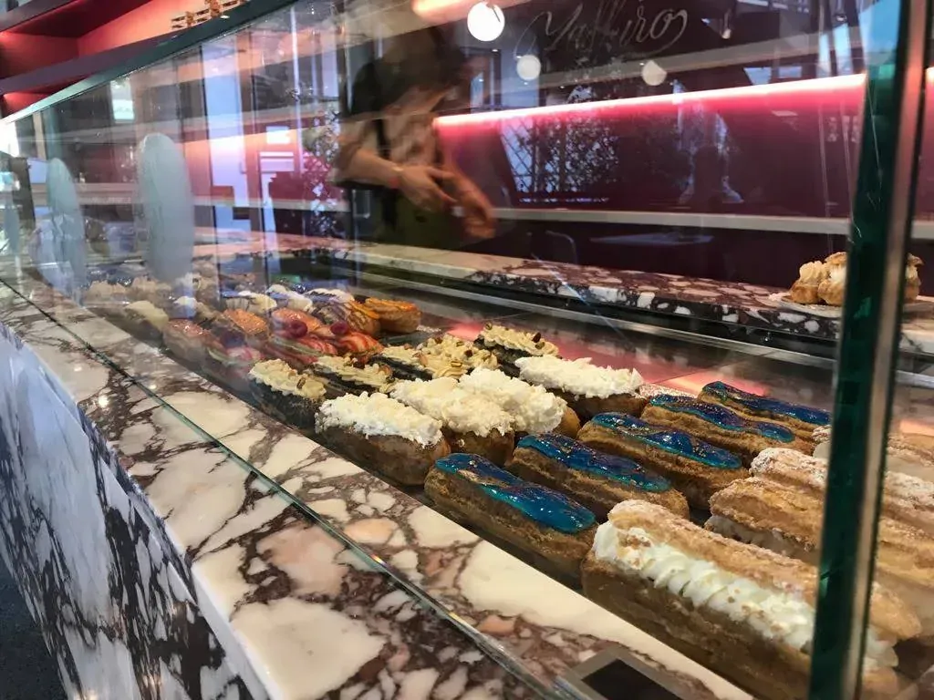 Progetto di interni per la Pasticceria Zaffiro a Rovereto, TN, foto 5. Progetto di Riccardo Bandera Architetto