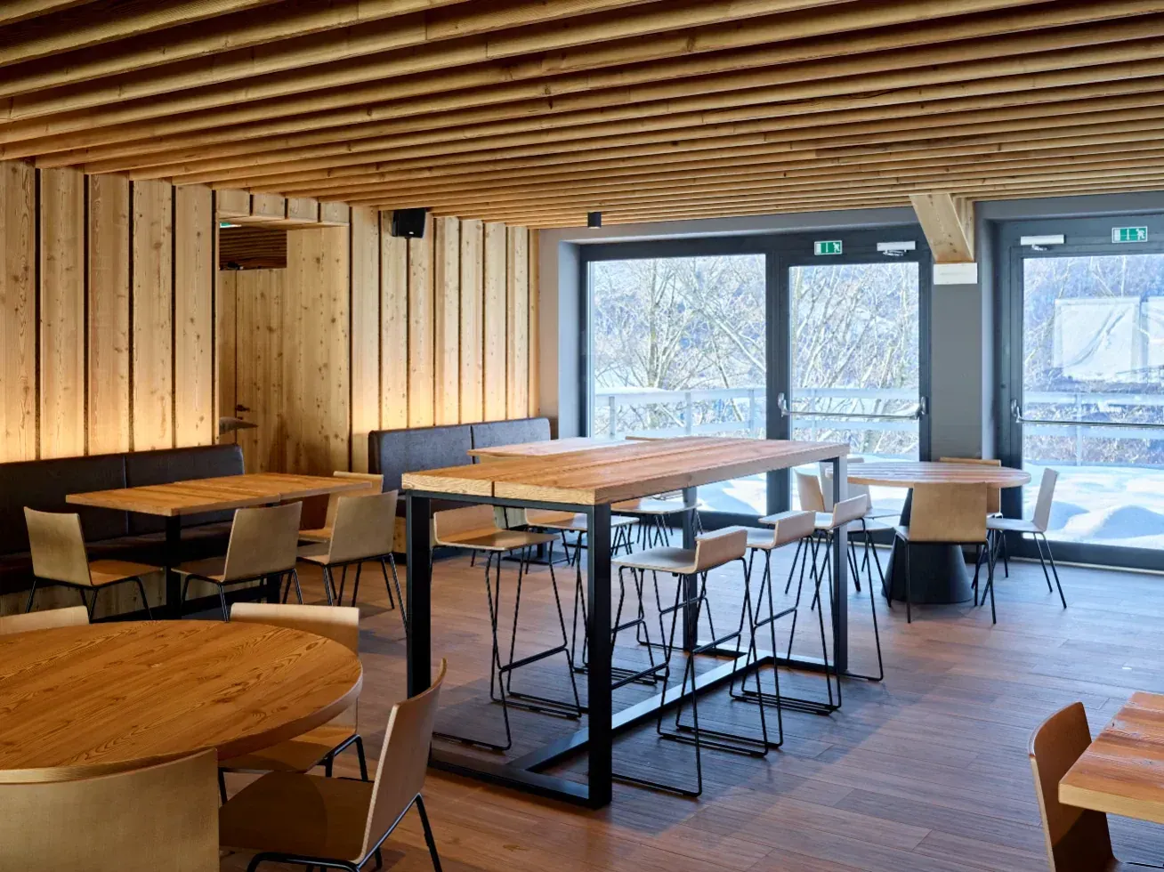 Ristorante alpino a Polsa di Brentonico, Trento, foto 8. Progetto di Riccardo Bandera Architetto